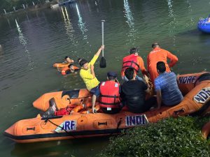 Search Operation in Vadodara River after Accident of Children's Boat